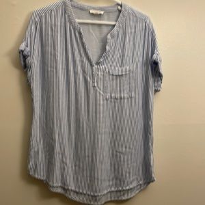 💙 Blue & white striped blouse Size M